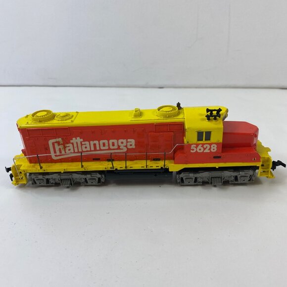 Vintage 90s Tyco HO Scale GP20 Chattanooga 5628 Diesel Locomotive Model Train - Picture 5 of 7